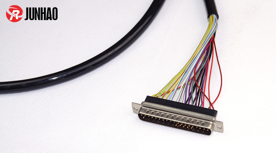 公对母串口线束连接线产品图